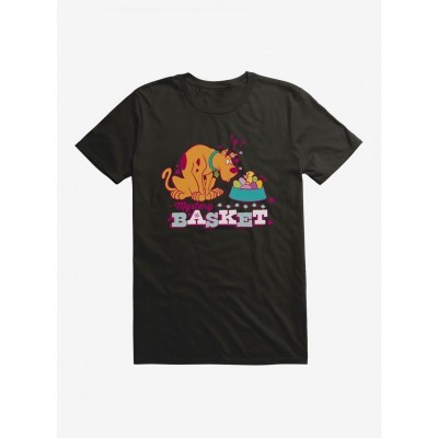 Scooby-Doo Mystery Chicks Basket Egg Graphic Tee for Men