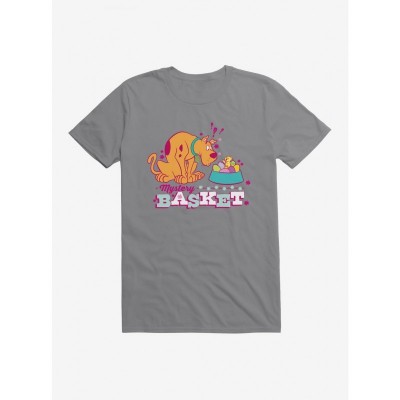 Scooby-Doo Mystery Chicks Basket Egg Graphic Tee for Men